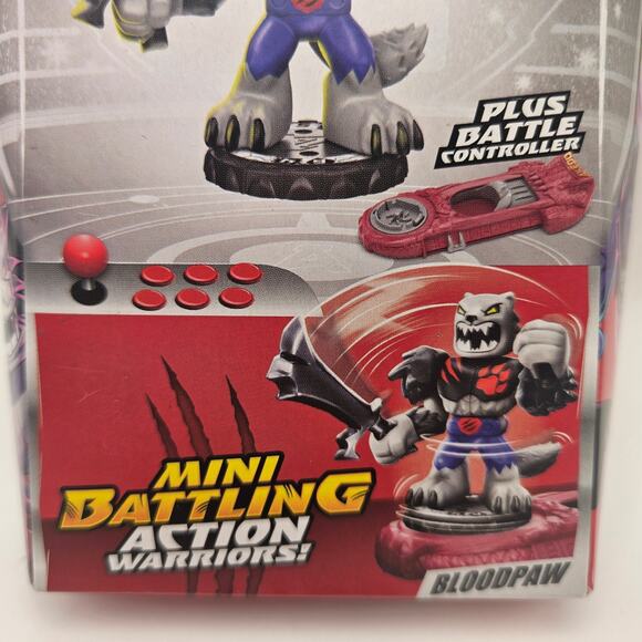 LEGENDS OF AKEDO BEAST STRIKE BLOODPAW MINI BATTLING ACTION FIGURE NIP 2021 - Picture 2 of 4